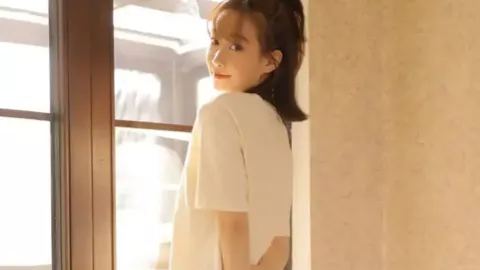 法国人徒步到新疆